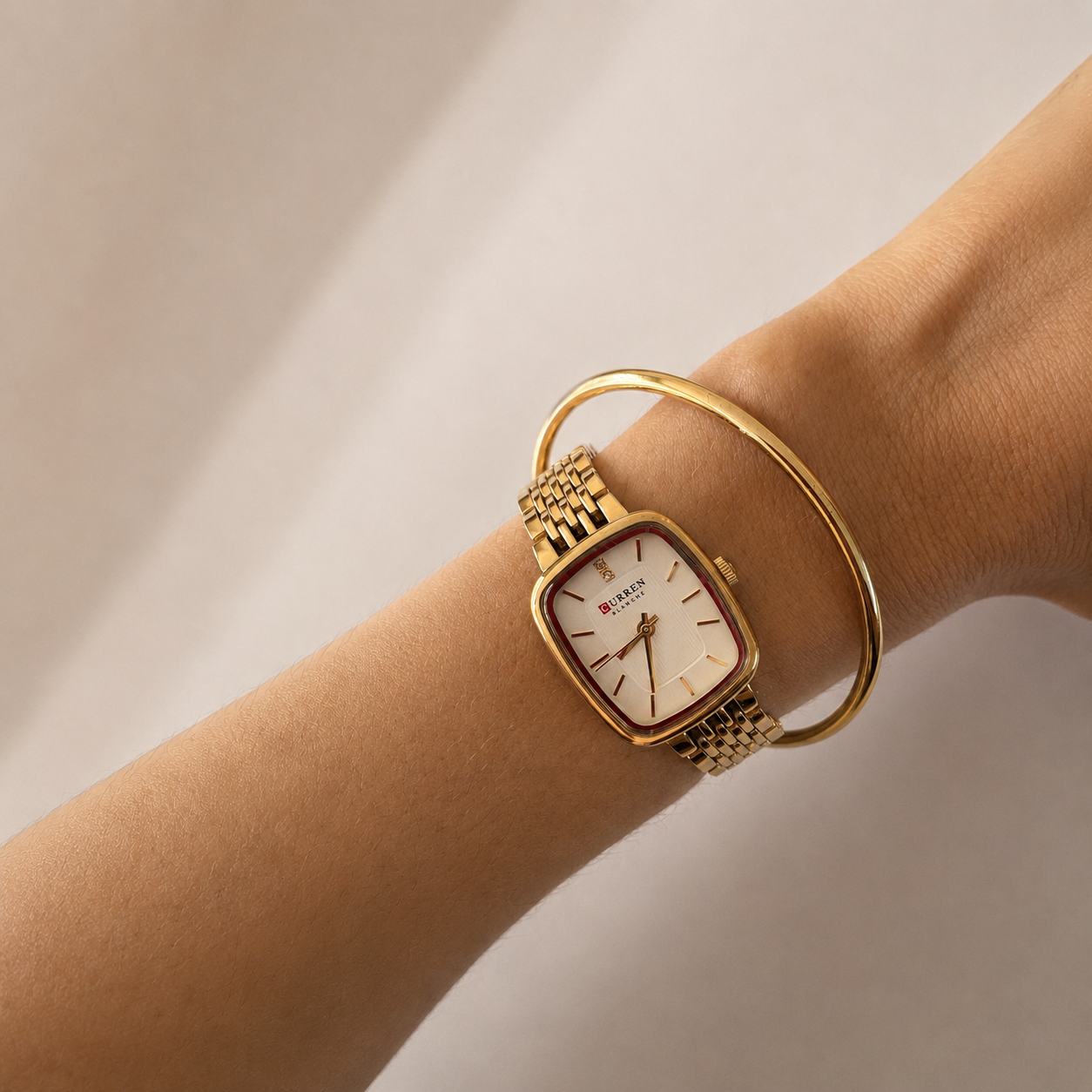 Reloj Esencia | Maison RIVA